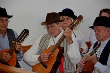 La Gavia procesiona a sus patronos en el último día de su fiesta (Foto Francisco Javier Santana)